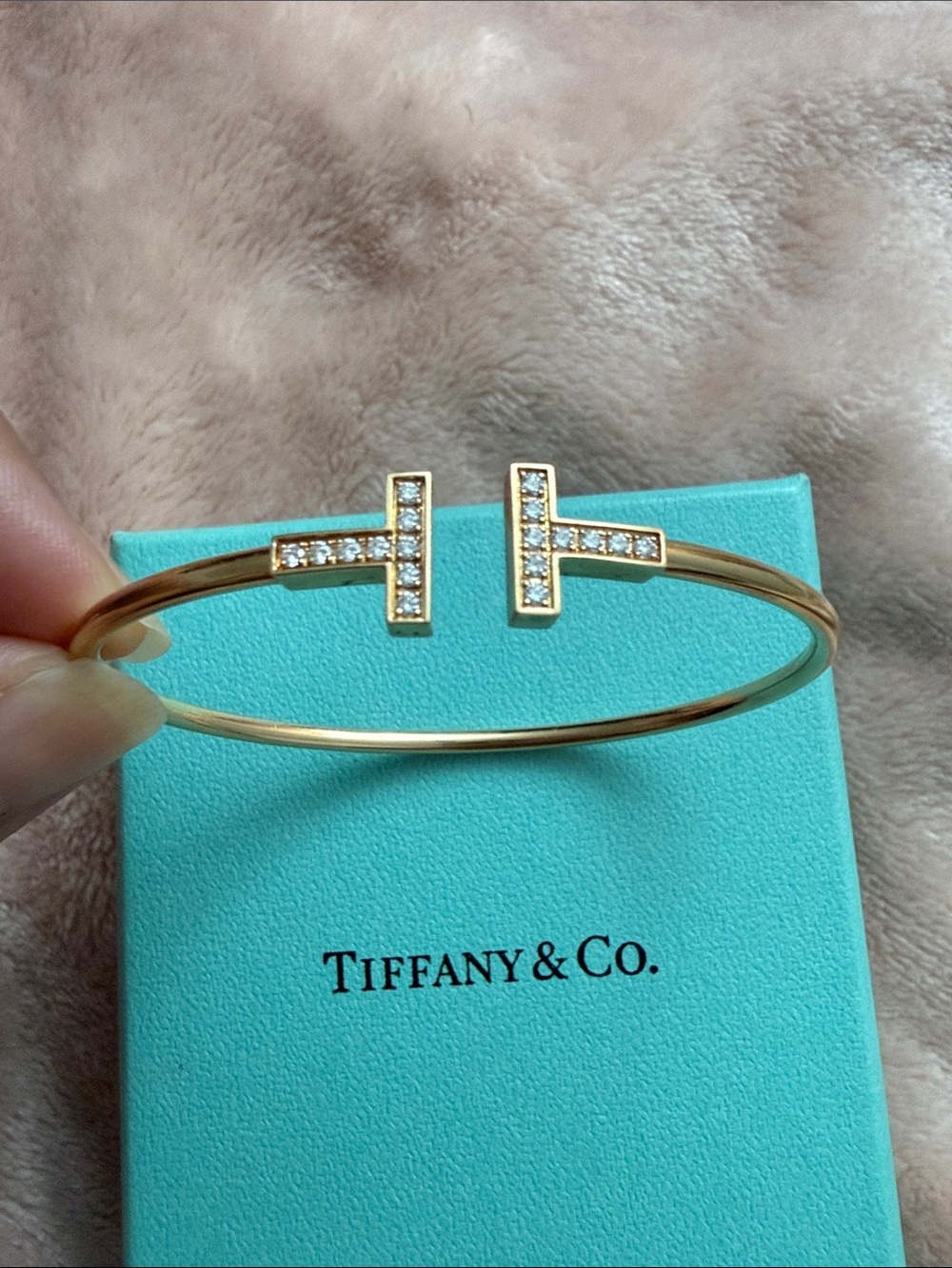 Tiffany & Co. Gold T-Accent Diamond Bangle in Rose Gold 15-16 cm